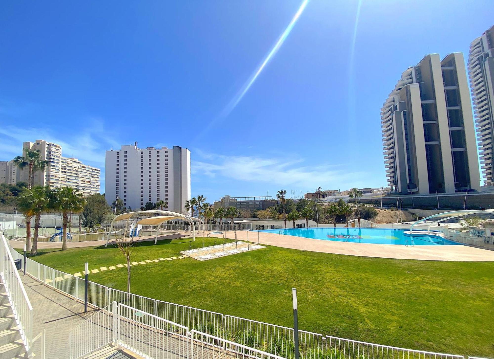 Lujoso Apartament Con Impresionantes Vistas Al Mar 貝尼多姆 外观 照片